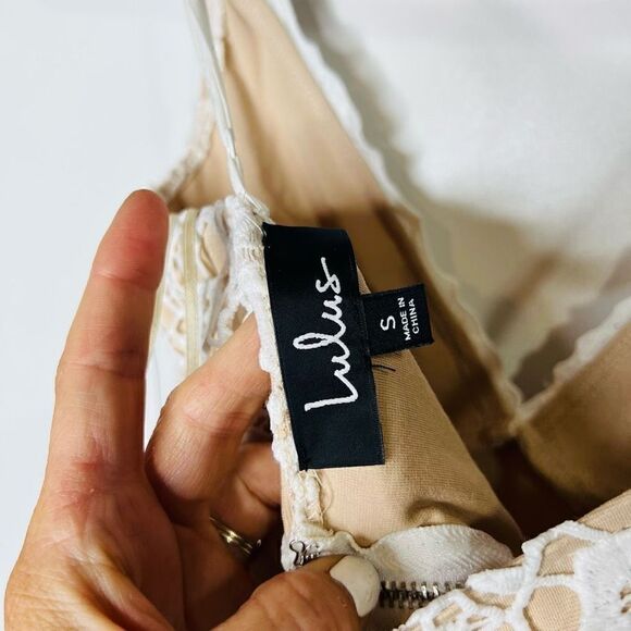 Lulu’s White Macrame Lace Overlay Nude Dress Bridal Rehearsal NWT! - Picture 6 of 11
